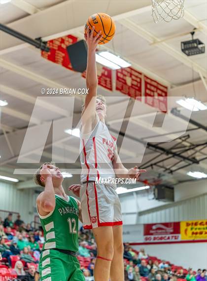 Thumbnail 2 in Yellville-Summit @ Flippin photogallery.