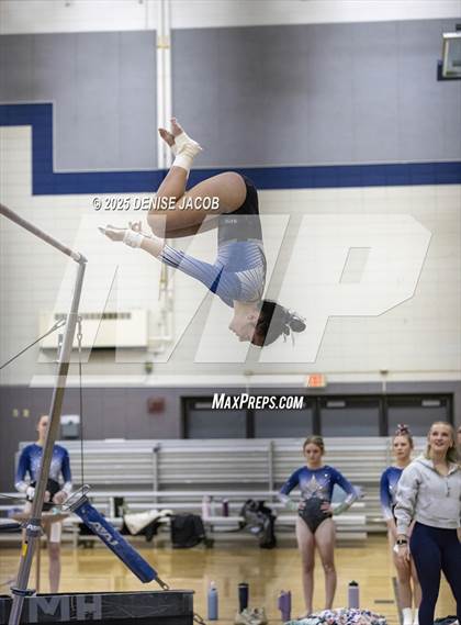 Thumbnail 3 in WIAA Badger Conference (Bars) photogallery.
