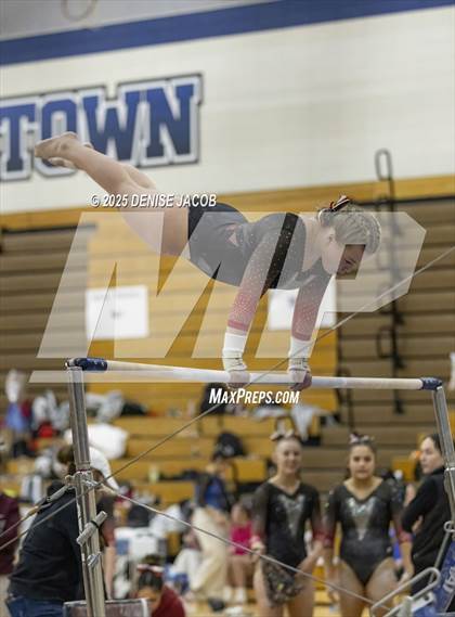 Thumbnail 3 in WIAA Badger Conference (Bars) photogallery.