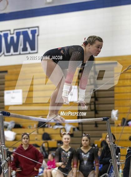 Thumbnail 1 in WIAA Badger Conference (Bars) photogallery.