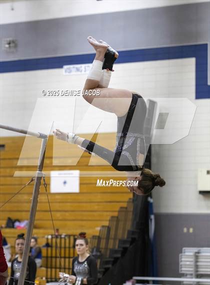 Thumbnail 1 in WIAA Badger Conference (Bars) photogallery.