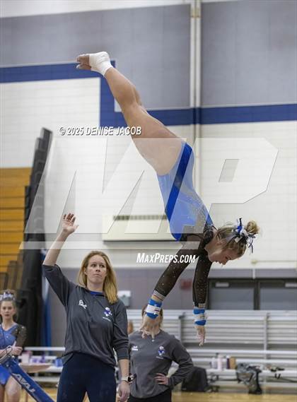 Thumbnail 3 in WIAA Badger Conference (Bars) photogallery.