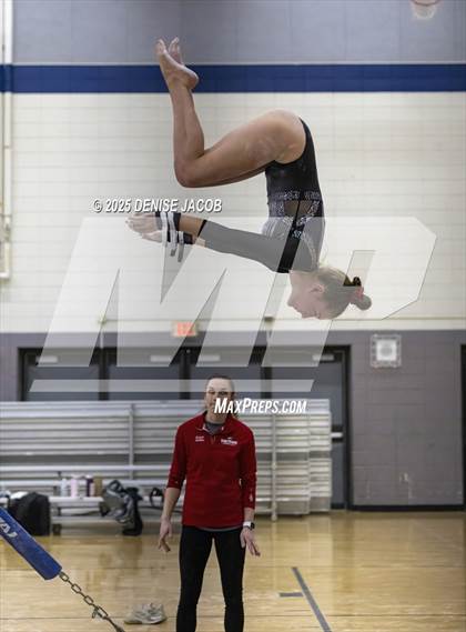 Thumbnail 2 in WIAA Badger Conference (Bars) photogallery.