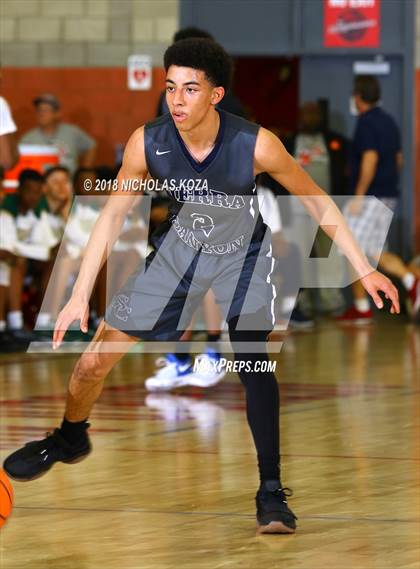 Thumbnail 2 in Long Beach Poly vs. Sierra Canyon (Nike Extravaganza) photogallery.
