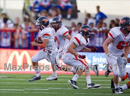 Thumbnail 3 in Mountain Crest vs. Lone Peak photogallery.