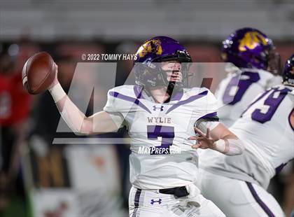 Thumbnail 1 in Argyle vs. Wylie (UIL 5A D-II Regionals) photogallery.