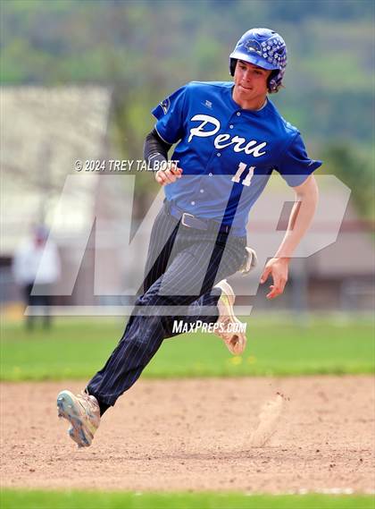Thumbnail 3 in Peru @ Saranac photogallery.