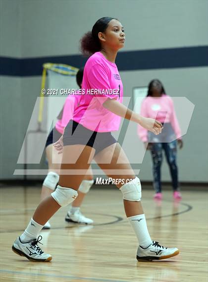 Thumbnail 2 in FR: College Station @ Rudder (A Teams) photogallery.