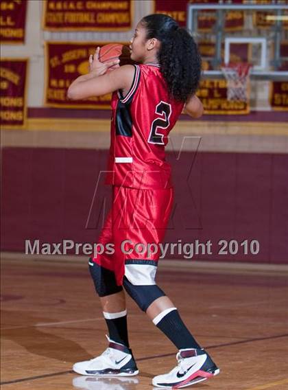 Thumbnail 1 in Cross @ St. Joseph (CIAC Class LL 2nd Round) photogallery.