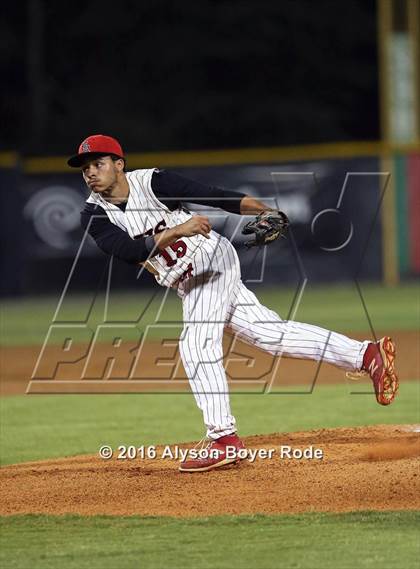 Thumbnail 2 in East Rutherford vs. South Granville (NCHSAA 2A Final, Game 2) photogallery.