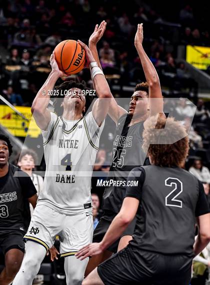 Thumbnail 1 in Sierra Canyon vs. Notre Dame (SO) (Trinity-Mission League Showcase) photogallery.