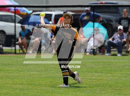 Thumbnail 2 in Goreville vs. Marissa/Coulterville (IHSA 1A Super-Sectional) photogallery.