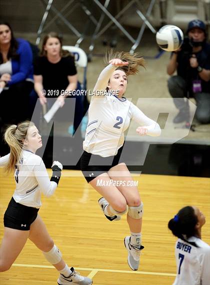 Thumbnail 2 in Guyer [John H.] vs Byron Nelson (UIL 6A Regional Playoff) photogallery.