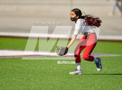 Thumbnail 3 in Glenn @ Norwalk photogallery.