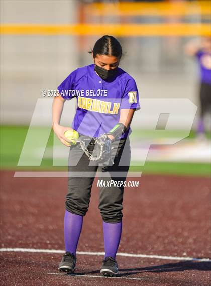Thumbnail 2 in Glenn @ Norwalk photogallery.