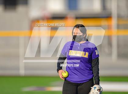 Thumbnail 3 in Glenn @ Norwalk photogallery.