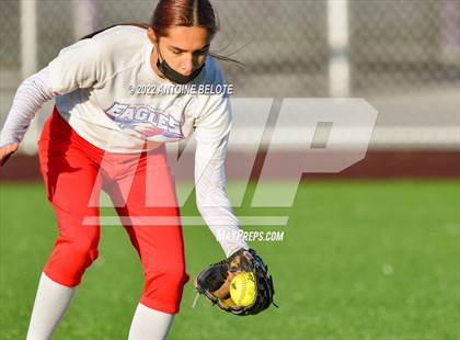 Thumbnail 3 in Glenn @ Norwalk photogallery.