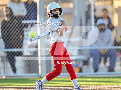 Thumbnail 3 in Glenn @ Norwalk photogallery.