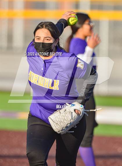 Thumbnail 1 in Glenn @ Norwalk photogallery.