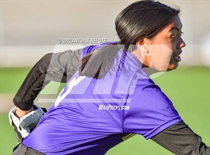 Thumbnail 3 in Glenn @ Norwalk photogallery.