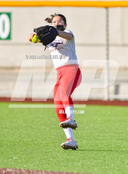 Thumbnail 2 in Glenn @ Norwalk photogallery.