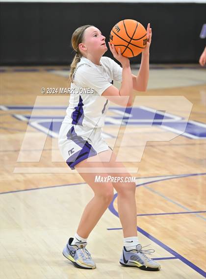 Thumbnail 1 in Camp Verde @ Northwest Christian photogallery.