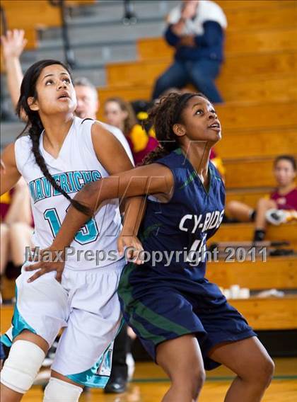 Thumbnail 1 in Pasadena Memorial vs Cy-Ridge (McDonald's Texas Invitational) photogallery.