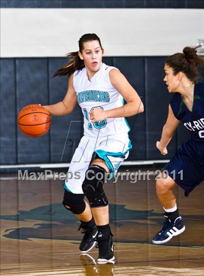 Thumbnail 1 in Pasadena Memorial vs Cy-Ridge (McDonald's Texas Invitational) photogallery.