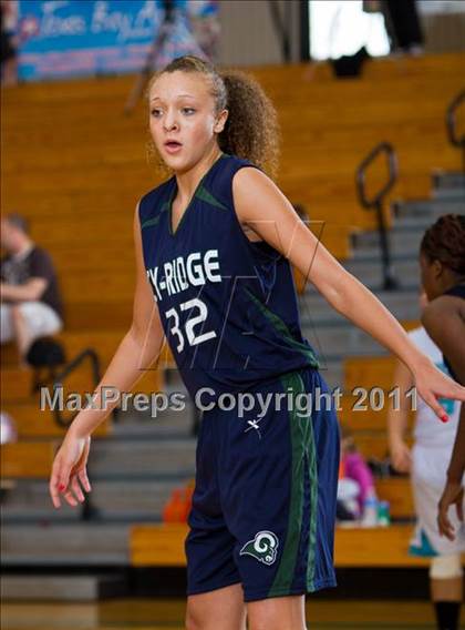 Thumbnail 3 in Pasadena Memorial vs Cy-Ridge (McDonald's Texas Invitational) photogallery.
