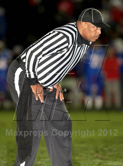 Thumbnail 1 in Chaminade @ Serra (CIF SS Western Division Final) photogallery.