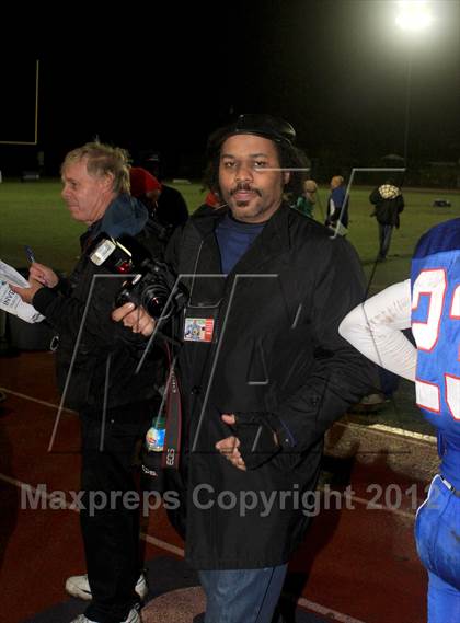 Thumbnail 2 in Chaminade @ Serra (CIF SS Western Division Final) photogallery.