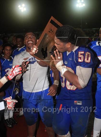 Thumbnail 2 in Chaminade @ Serra (CIF SS Western Division Final) photogallery.