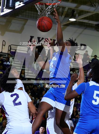 Thumbnail 1 in Serra vs. Lynwood (CIF SS Playoffs) photogallery.