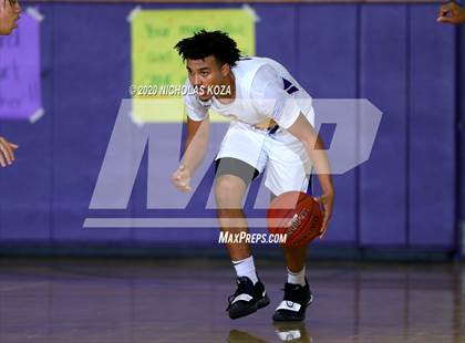 Thumbnail 3 in Serra vs. Lynwood (CIF SS Playoffs) photogallery.