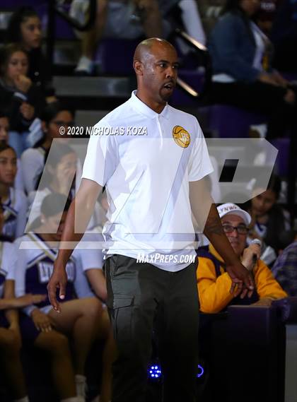 Thumbnail 1 in Serra vs. Lynwood (CIF SS Playoffs) photogallery.