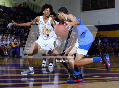 Thumbnail 2 in Serra vs. Lynwood (CIF SS Playoffs) photogallery.