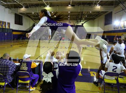 Thumbnail 2 in Serra vs. Lynwood (CIF SS Playoffs) photogallery.