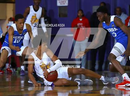 Thumbnail 2 in Serra vs. Lynwood (CIF SS Playoffs) photogallery.