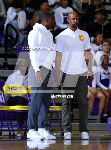 Thumbnail 2 in Serra vs. Lynwood (CIF SS Playoffs) photogallery.