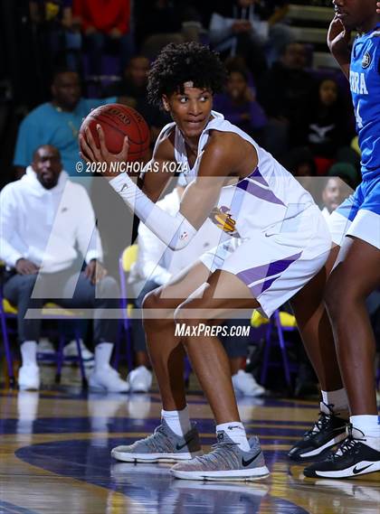 Thumbnail 3 in Serra vs. Lynwood (CIF SS Playoffs) photogallery.