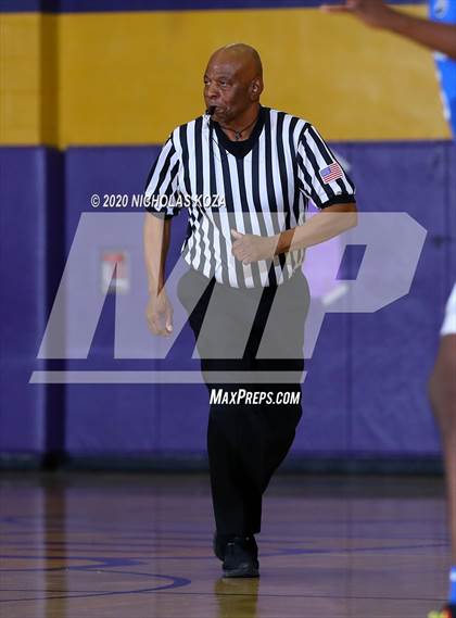 Thumbnail 2 in Serra vs. Lynwood (CIF SS Playoffs) photogallery.