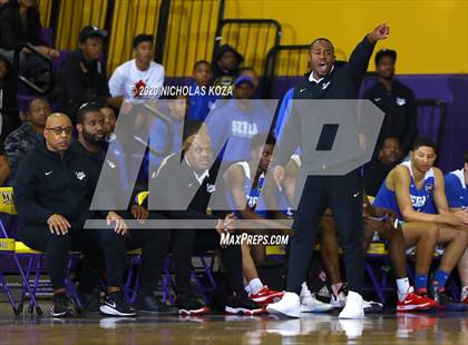 Thumbnail 1 in Serra vs. Lynwood (CIF SS Playoffs) photogallery.