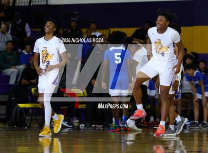 Thumbnail 3 in Serra vs. Lynwood (CIF SS Playoffs) photogallery.