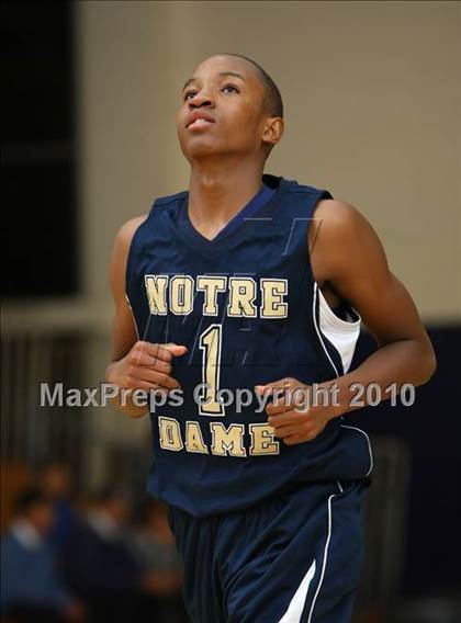 Thumbnail 2 in Notre Dame @ Verbum Dei photogallery.