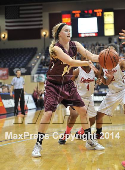 Thumbnail 3 in Hoover Vs Point Loma (CIF SDS D4 Final) photogallery.