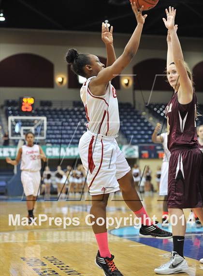 Thumbnail 2 in Hoover Vs Point Loma (CIF SDS D4 Final) photogallery.