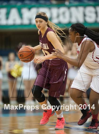 Thumbnail 3 in Hoover Vs Point Loma (CIF SDS D4 Final) photogallery.