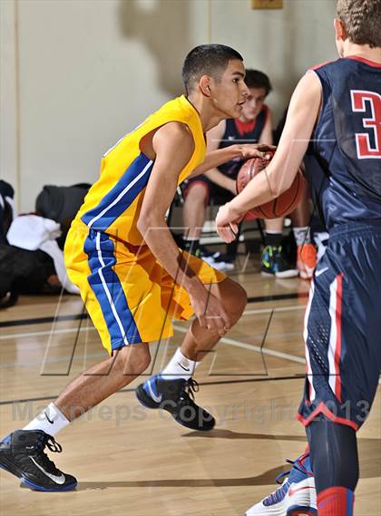 Thumbnail 2 in Viewpoint vs. LACES (MaxPreps Holiday Classic) photogallery.