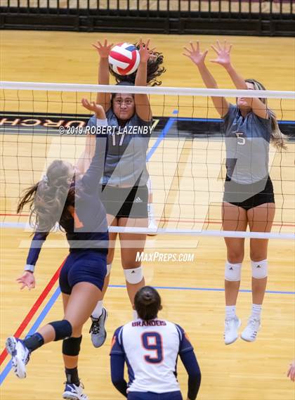 Thumbnail 2 in Brandeis vs. Steele photogallery.