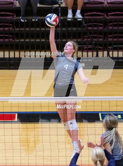 Thumbnail 2 in Brandeis vs. Steele photogallery.